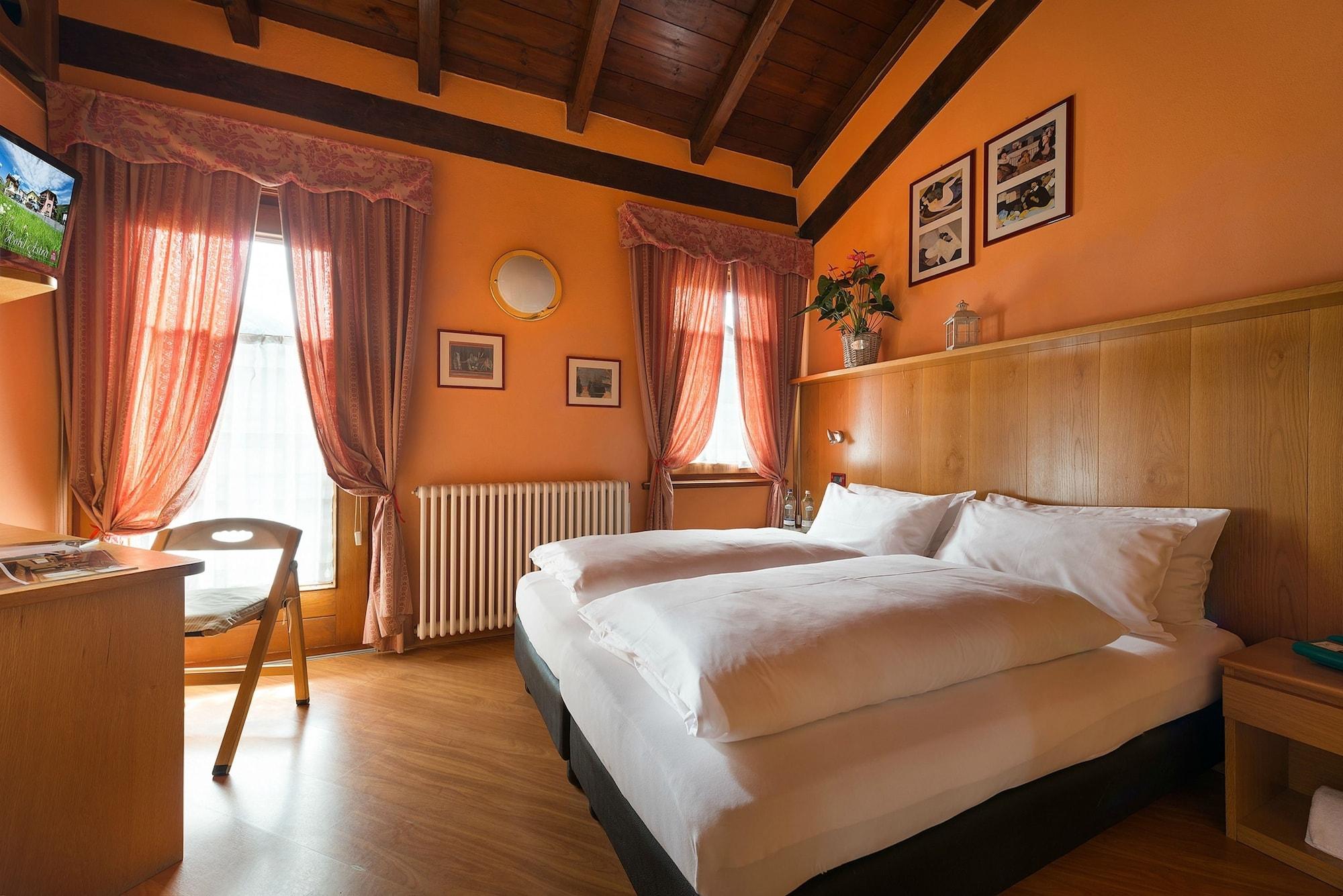 Hotel Astra Livigno Exterior foto