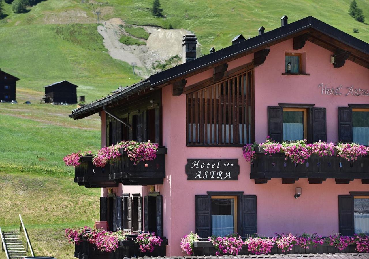 Hotel Astra Livigno Exterior foto
