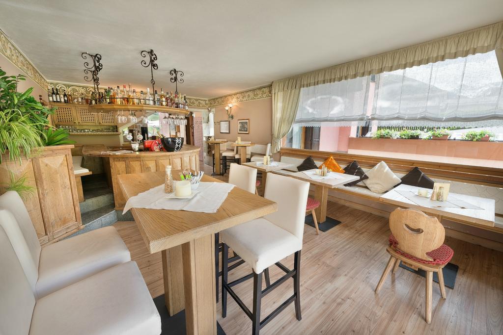 Hotel Astra Livigno Exterior foto