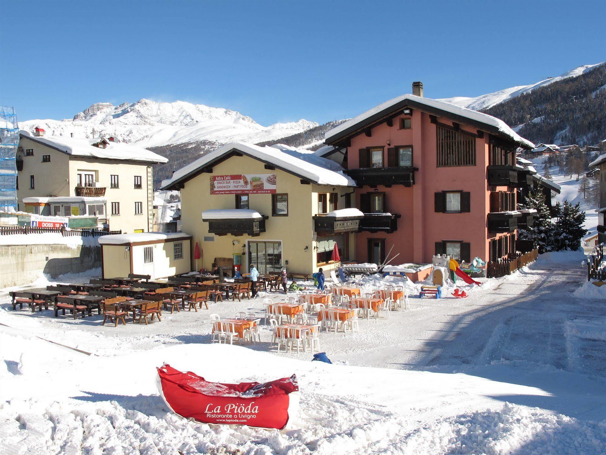 Hotel Astra Livigno Exterior foto